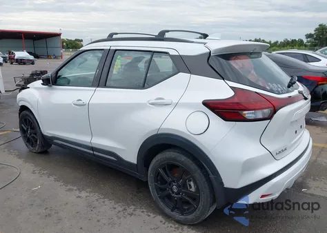 2021 Nissan Kicks Sr Xtronic Cvt z USA, uszkodzony, nr VIN 3N1CP5DV1ML512020